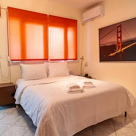 Feel Greek Hospitality #Θ015 Apartment *